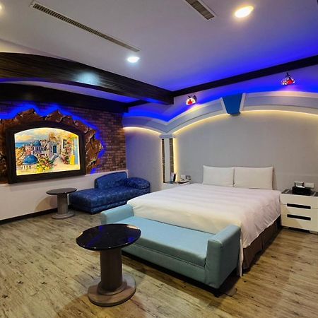 Wei Feng Exquisite Motel Pintung Branch Pingtung Bagian luar foto